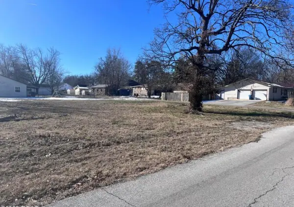 Tbd Hazel Avenue, Carthage, MO 64836