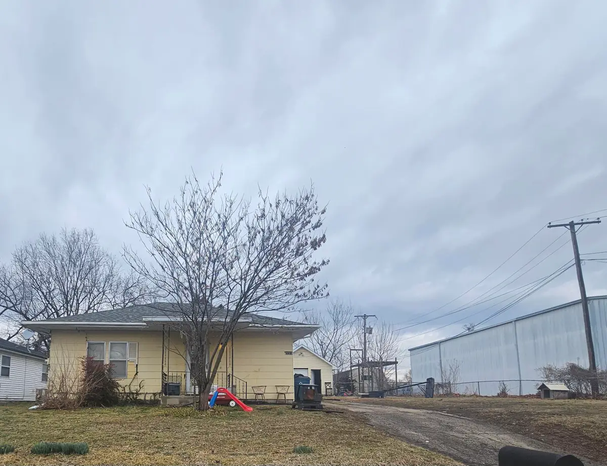 2123 Trenton Street, Joplin, MO 64801 - #1