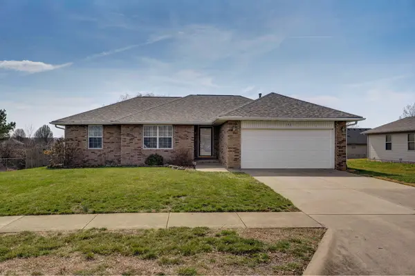 143 Pine Ridge Boulevard, Rogersville, MO 65742