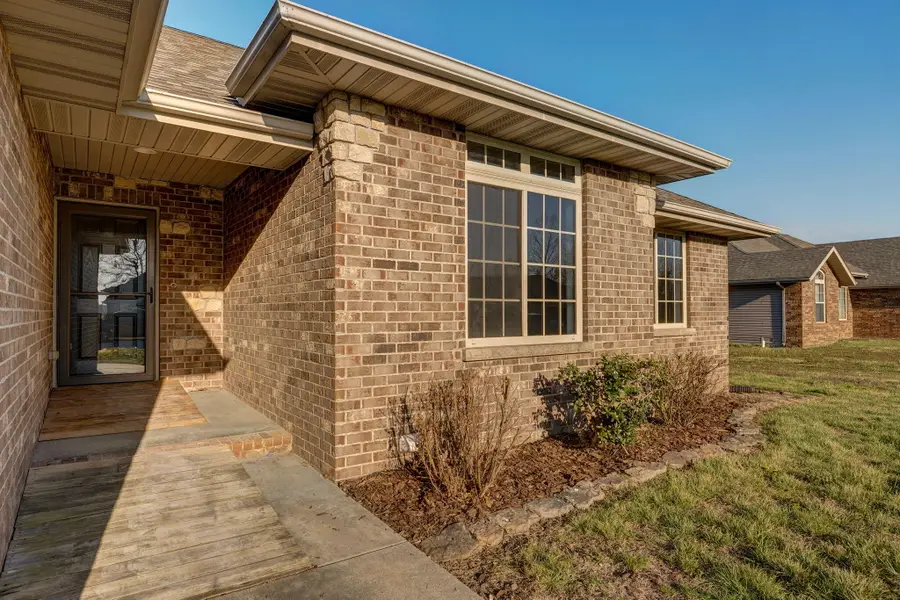 5461 Anita Avenue, Pleasant Hope, MO 65725 - #2