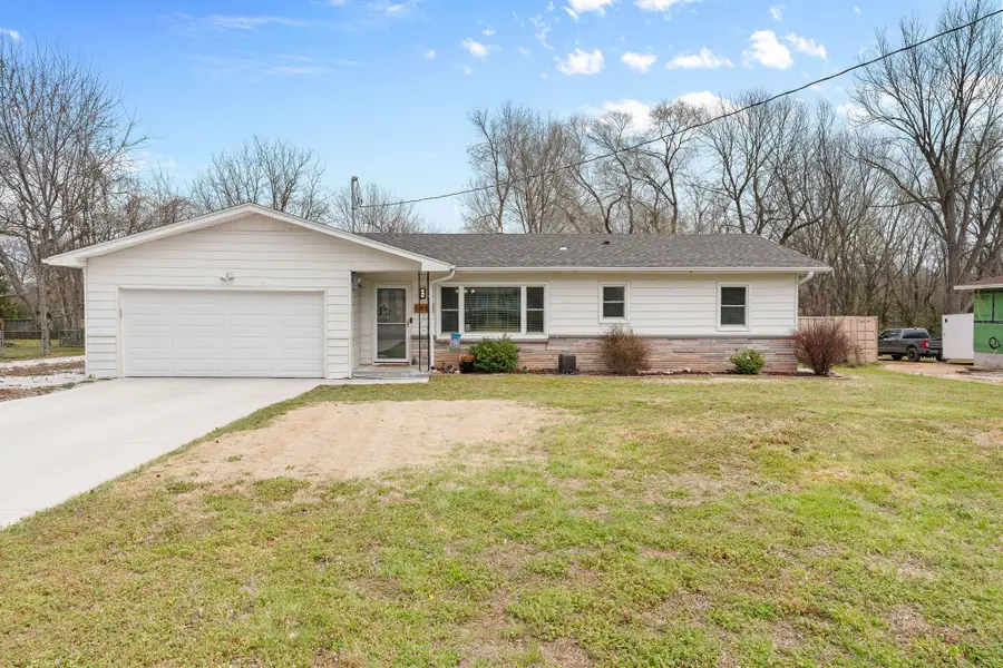 5456 S Hazel Avenue, Springfield, MO 65810 - #2