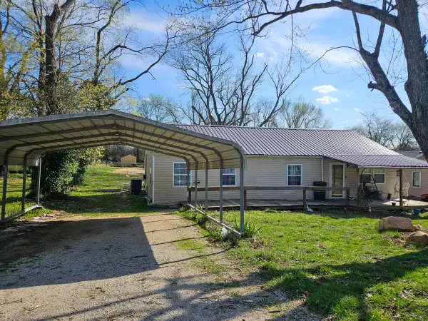 203 James Street, Mountain View, MO 65548