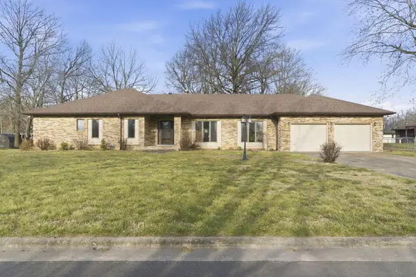 645 N Park Place, Bolivar, MO 65613