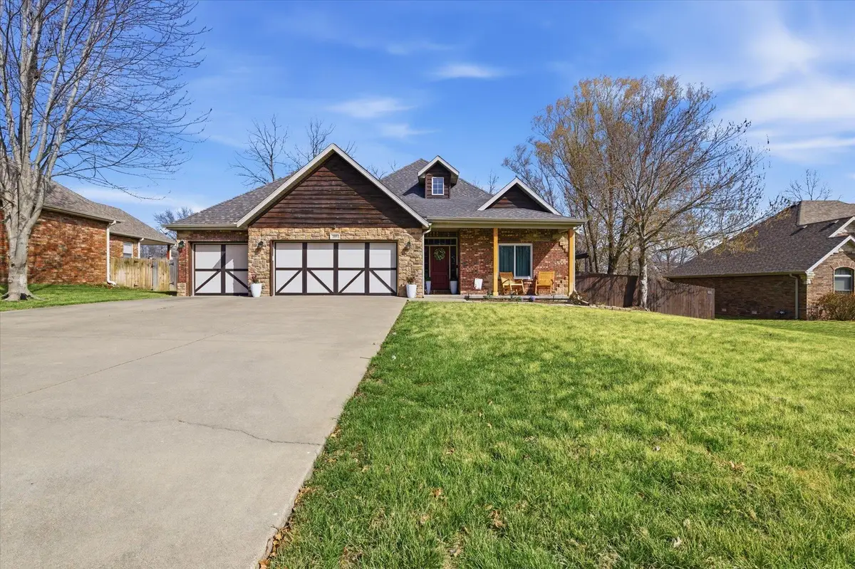 205 E Grace Street, Republic, MO 65738 - #1