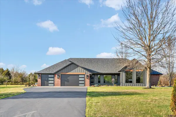 1781 W Riverdale Drive, Nixa, MO 65714