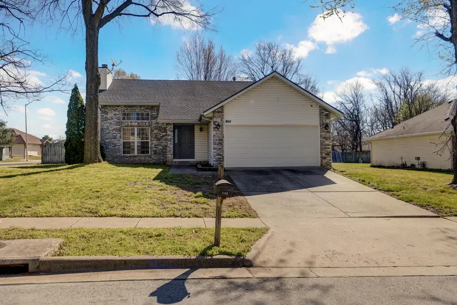 804 S Jonathan Avenue, Springfield, MO 65802 - #2