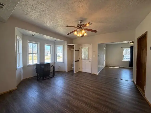 209 S Gilmore Avenue, Miller, MO 65707 - #3