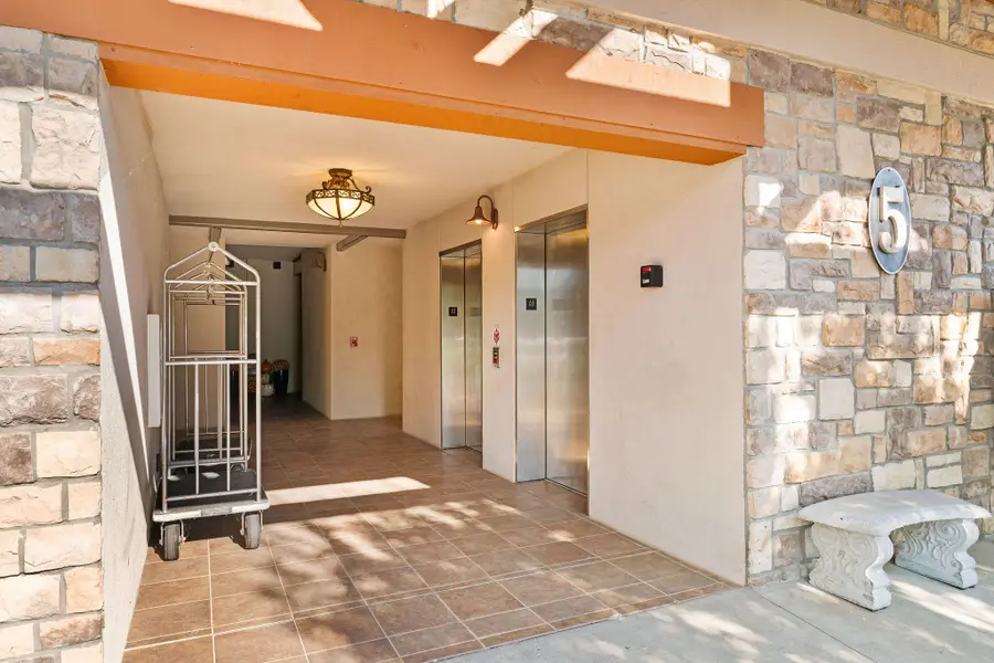 250 Lakewood Drive #5205, Hollister, MO 65672 - #2