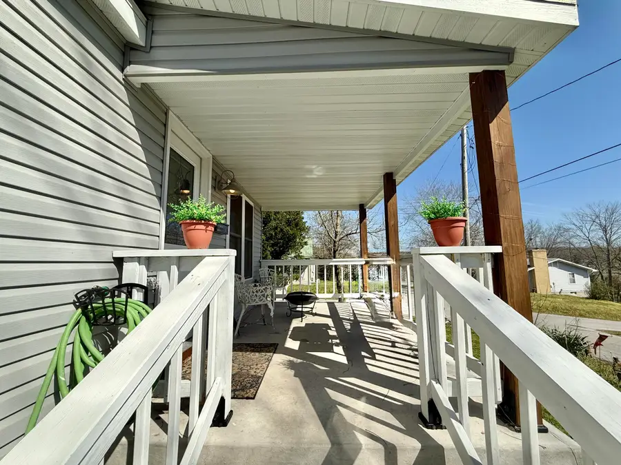 119 N 3rd Street, Houston, MO 65483 - #2