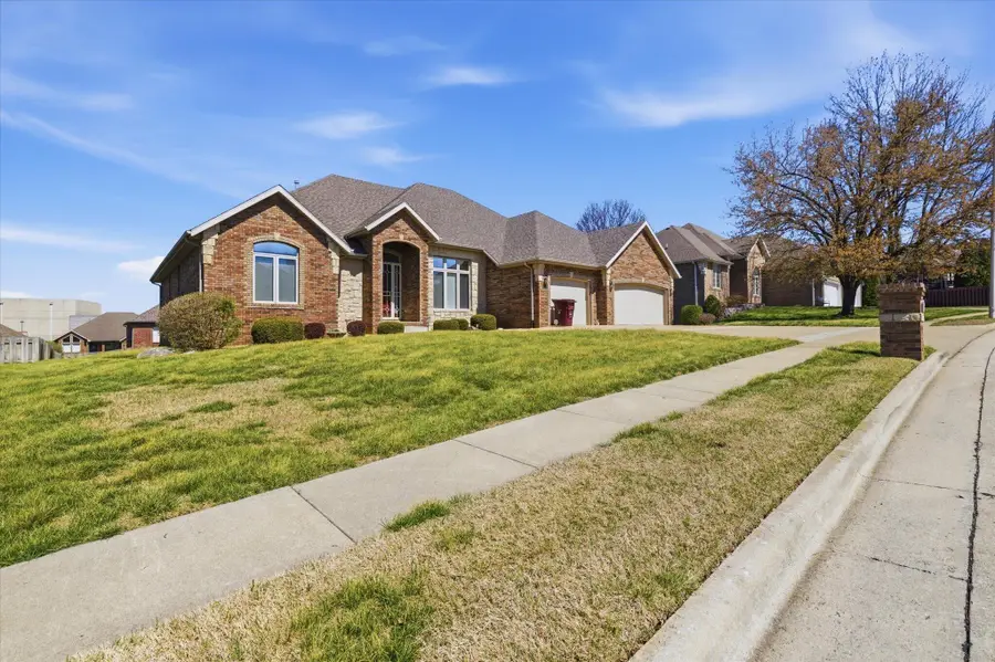 3233 Shady Glen Street, Springfield, MO 65804 - #2