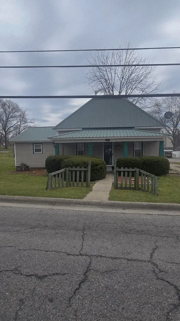 1105 Townsend Street, Cassville, MO 65625