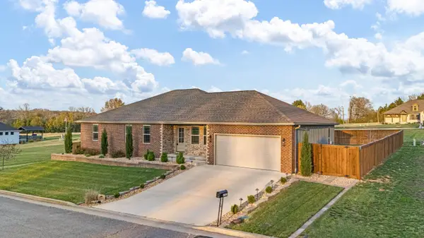 2322 Dawt Mill Drive, West Plains, MO 65775