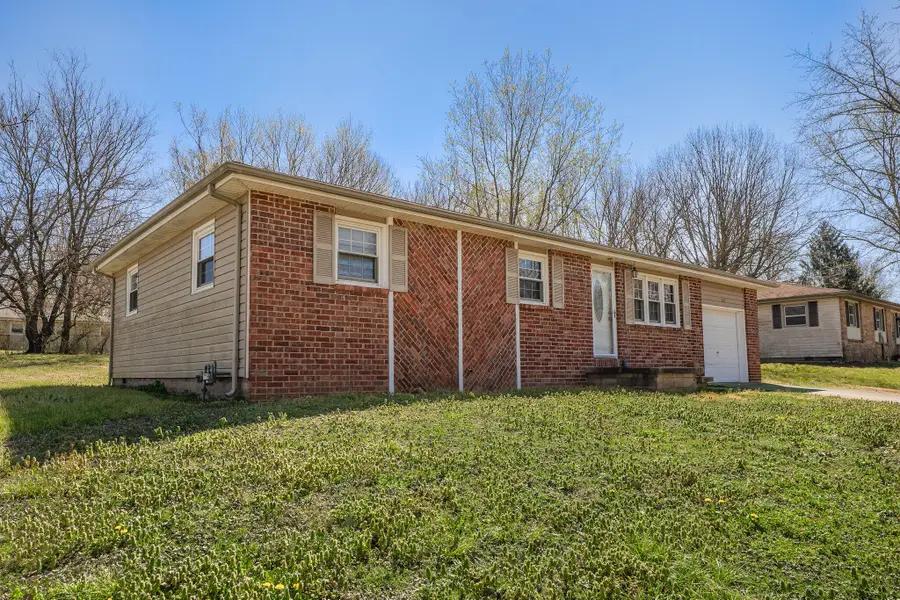 202 N Elmwood Avenue, Republic, MO 65738 - #3