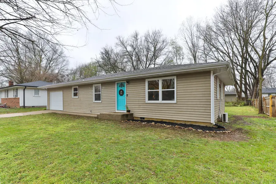 1111 S Martin Avenue, Bolivar, MO 65613 - #2