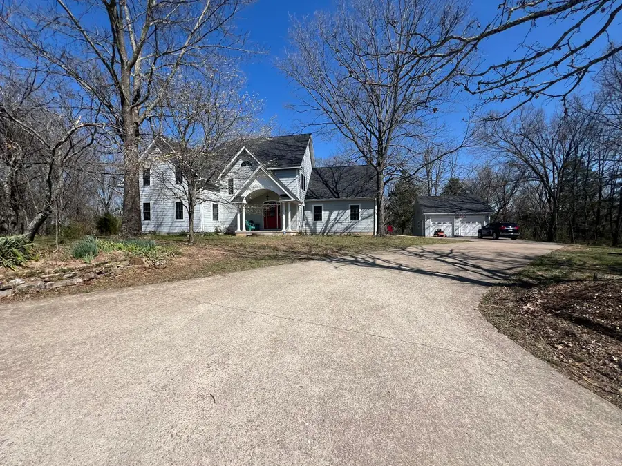 116 Clingan Avenue, Willow Springs, MO 65793 - #2