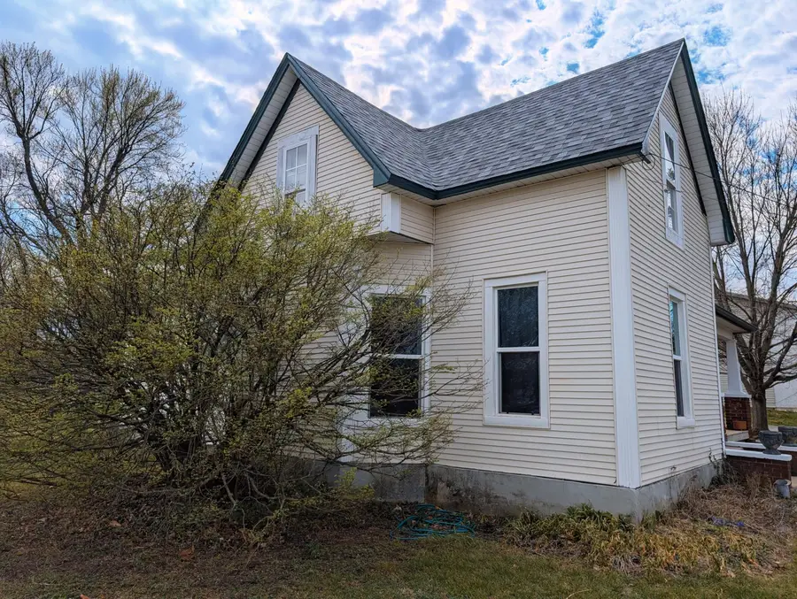 610 W Jackson Street, Marshfield, MO 65706 - #3