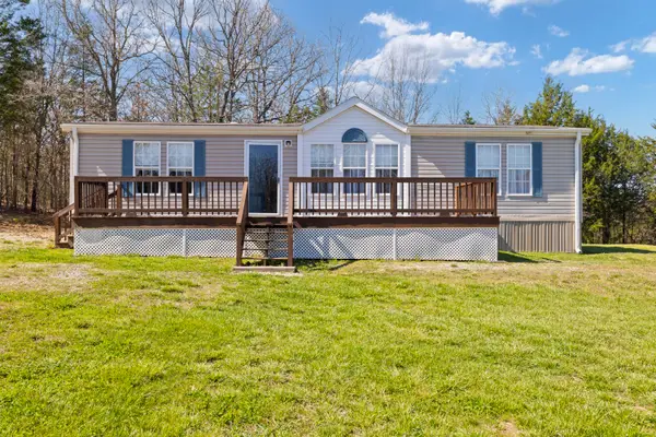 1805 County Road 837, Gainesville, MO 65655