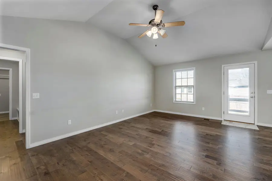 1180 N Cardinal Avenue, Republic, MO 65738 - #2