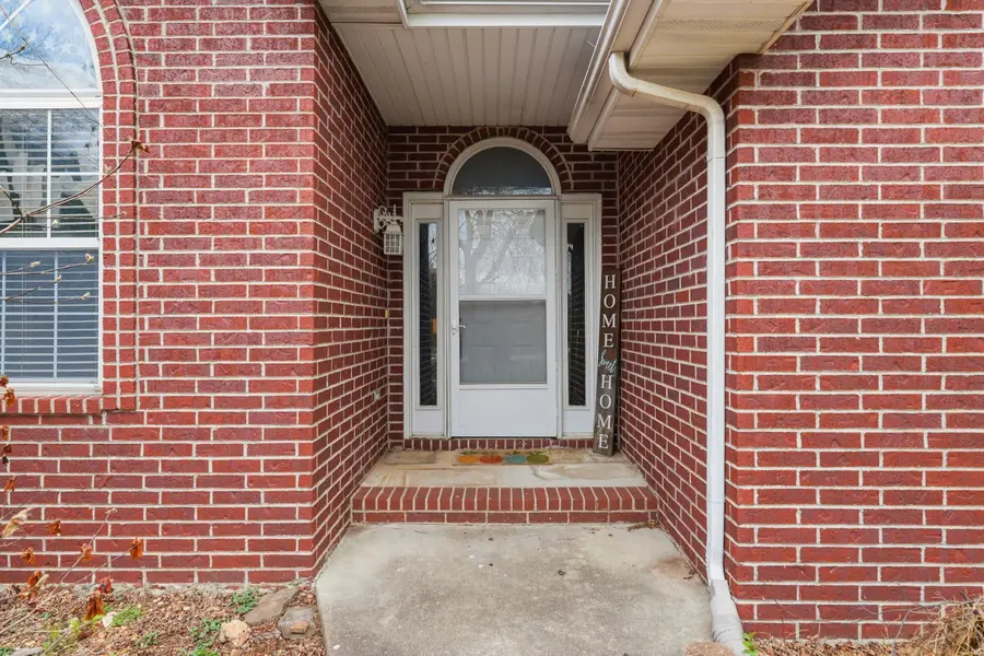 114 W Fall Creek Road, Willard, MO 65781 - #2