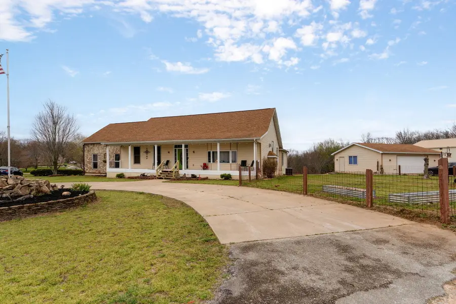 150 Live Oak Lane, Reeds Spring, MO 65737 - #3