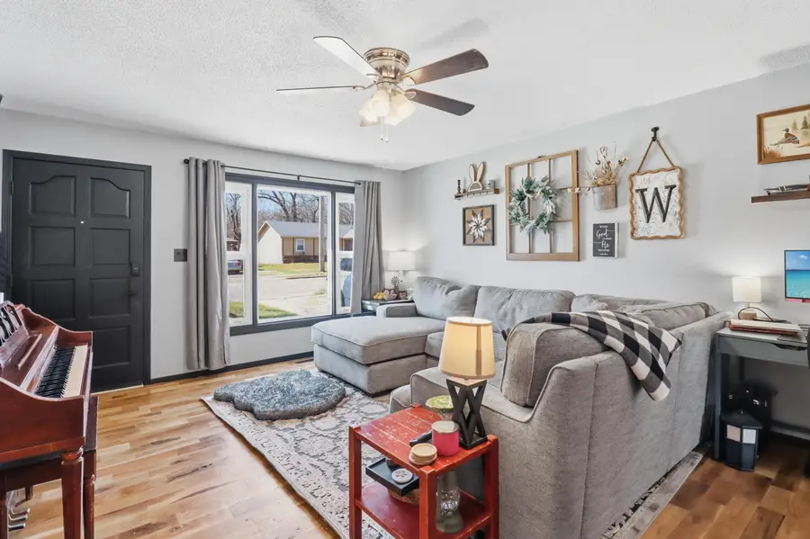 864 S Main Avenue, Springfield, MO 65806 - #3