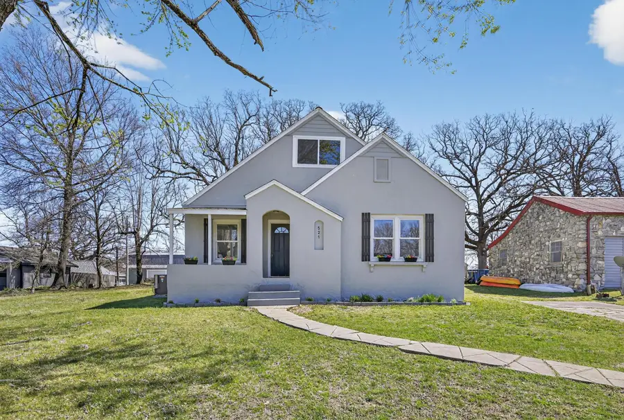 521 Oak Ridge Drive, Neosho, MO 64850 - #2