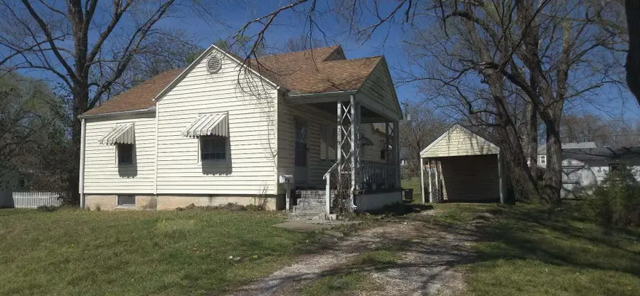 2613 W Walnut Street, Springfield, MO 65806 - #2