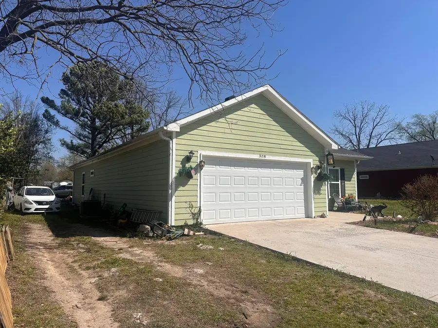 308 Cherry Street, Green Forest, AR 72638 - #3