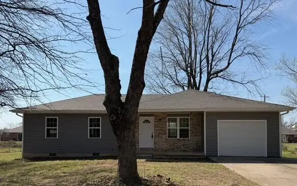 2403 S Orchard Avenue, Bolivar, MO 65613 - #1