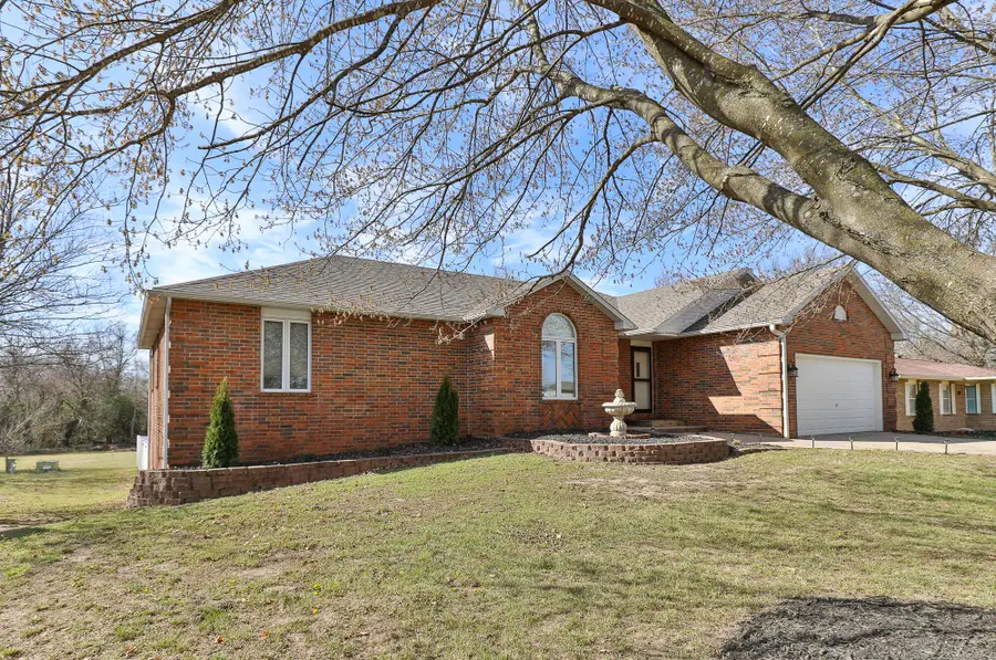 1716 W Northwood Street, Bolivar, MO 65613 - #2