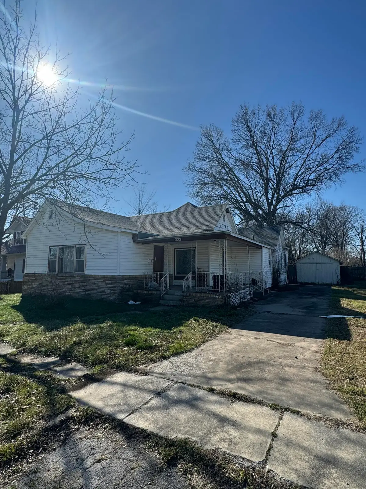 322 E Rock Street, Aurora, MO 65605 - #1