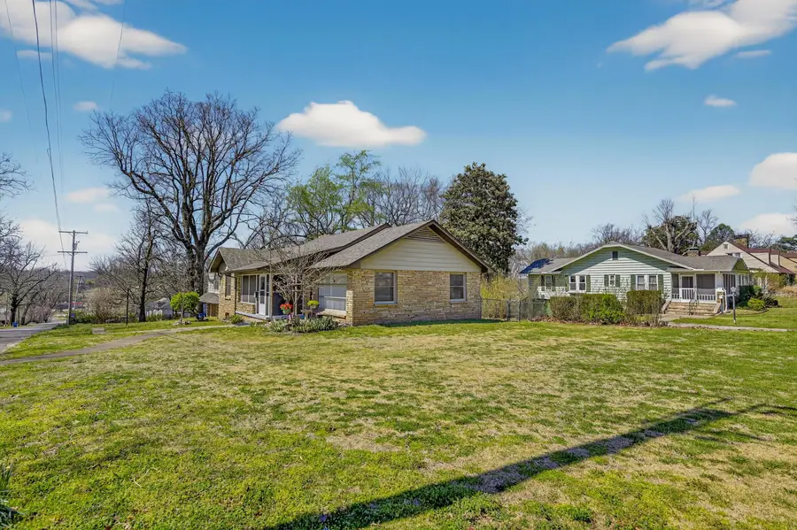 600 Walnut Drive, Neosho, MO 64850 - #3