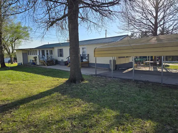 20510 County Road 248, Wheatland, MO 65779