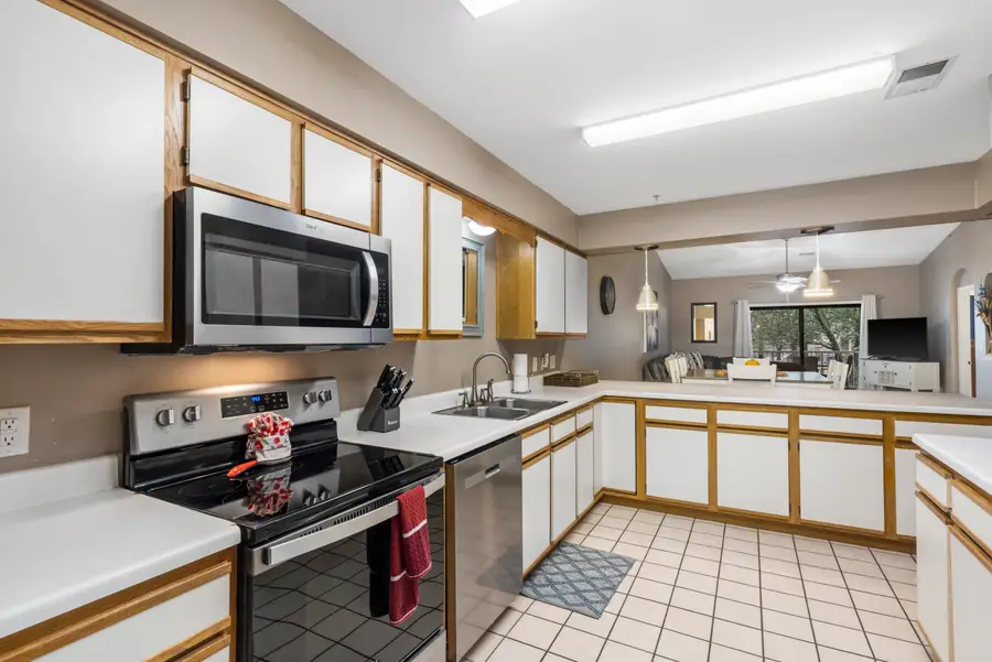 350 S Wildwood Drive S #31, Branson, MO 65616 - #2