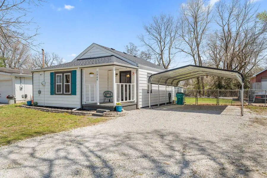 1340 N Brown Avenue, Springfield, MO 65802 - #2