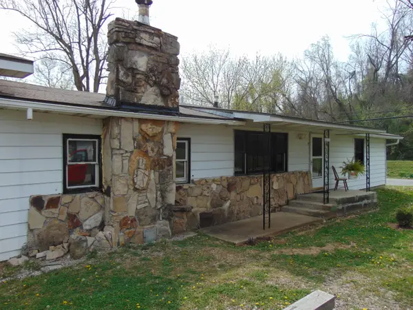 1101 Sapp Street, Cassville, MO 65625