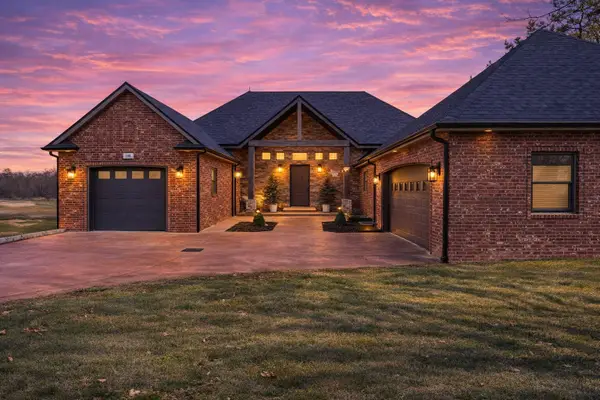 108 Island Green Drive, Republic, MO 65738