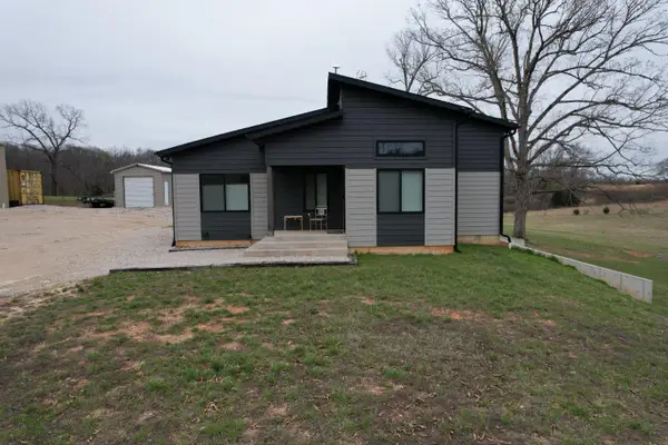 408 County Road 599, Caulfield, MO 65626