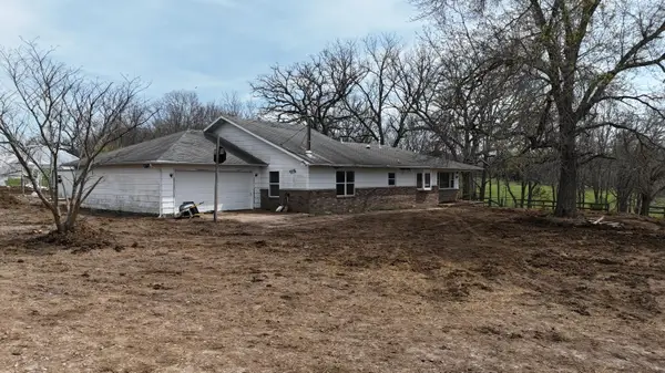 4710 State Route A, Macomb, MO 65702