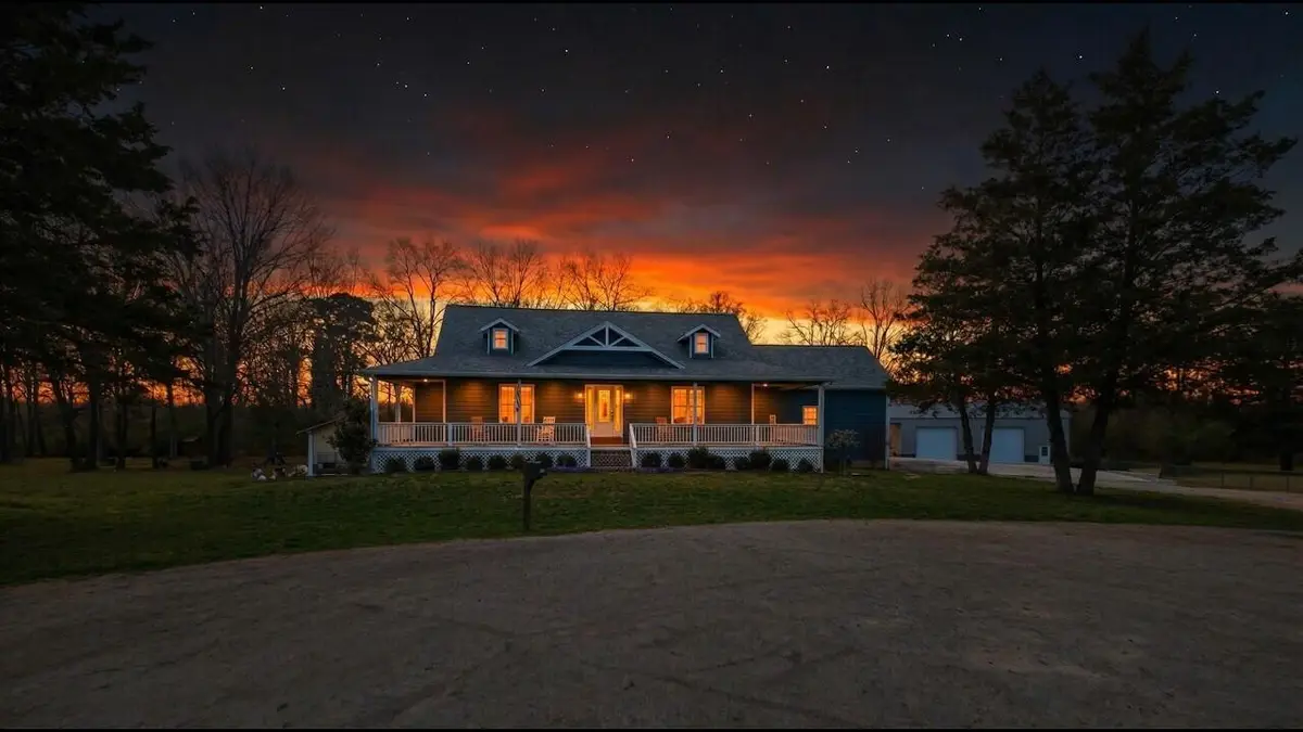 1351 Cedar Lane, West Plains, MO 65775 - #1