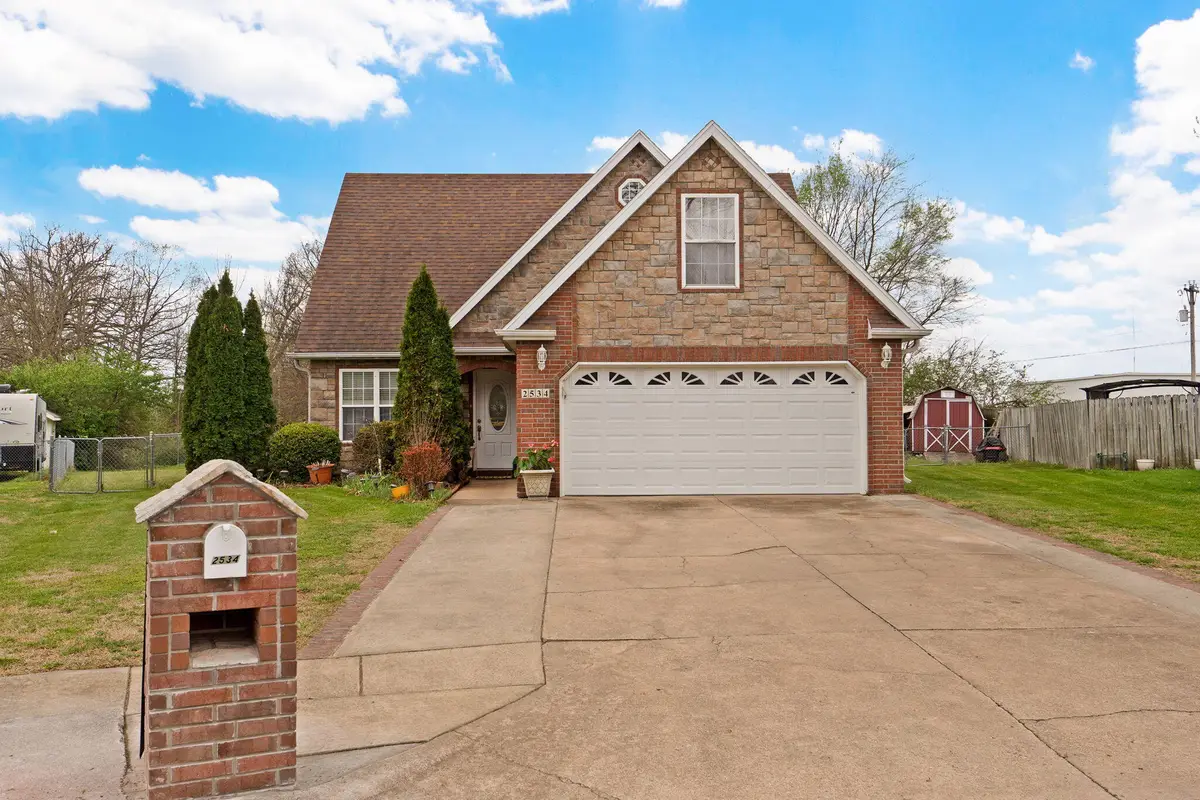 2534 E Linwood Street, Springfield, MO 65804 - #1