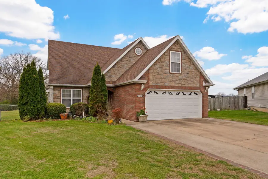 2534 E Linwood Street, Springfield, MO 65804 - #2