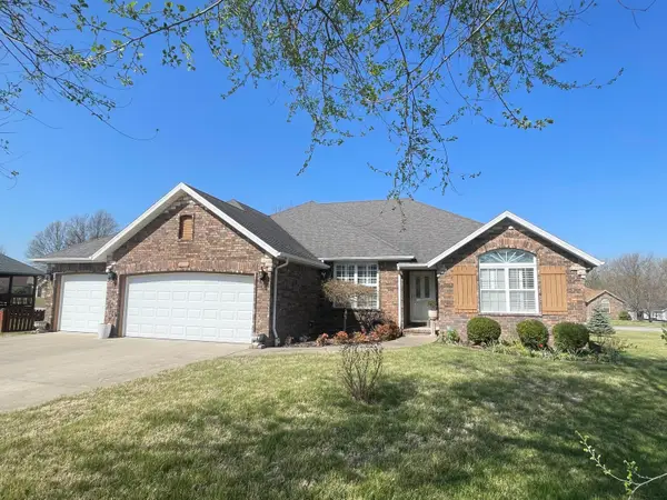 3207 W Aussie Court, Springfield, MO 65810
