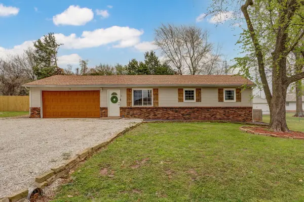 100 Dorcas Drive, Willard, MO 65781