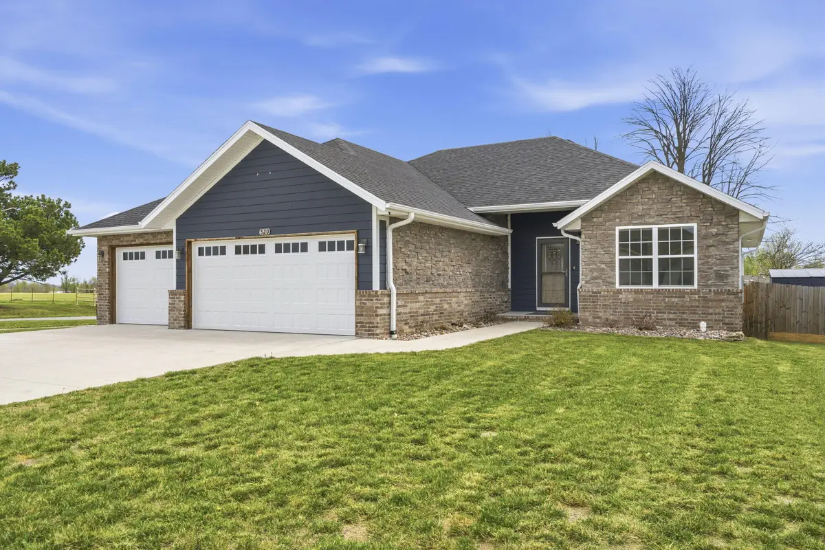 520 N Stella Court, Willard, MO 65781 - #1