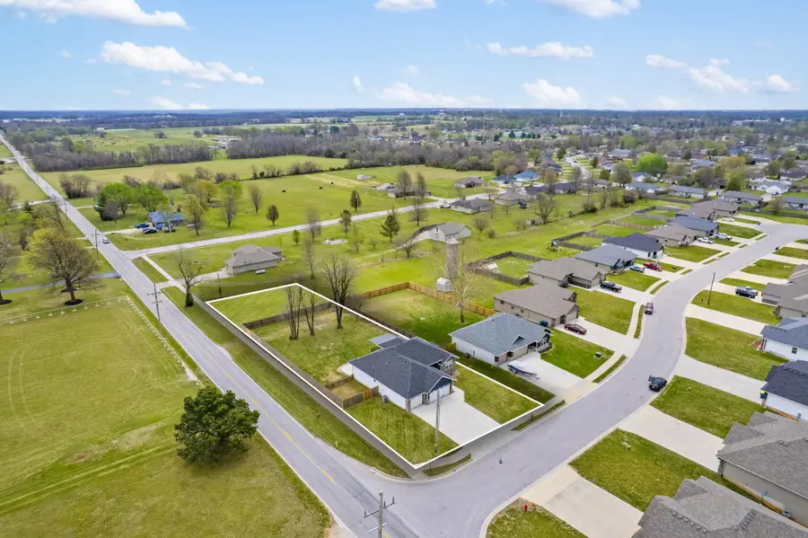 520 N Stella Court, Willard, MO 65781 - #2