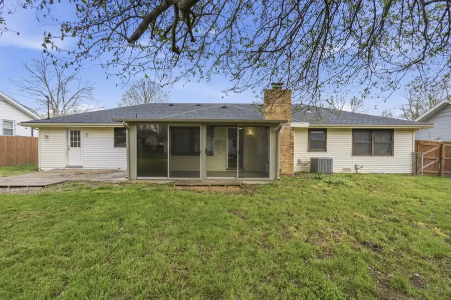 1650 E Swallow Street, Springfield, MO 65804 - #2