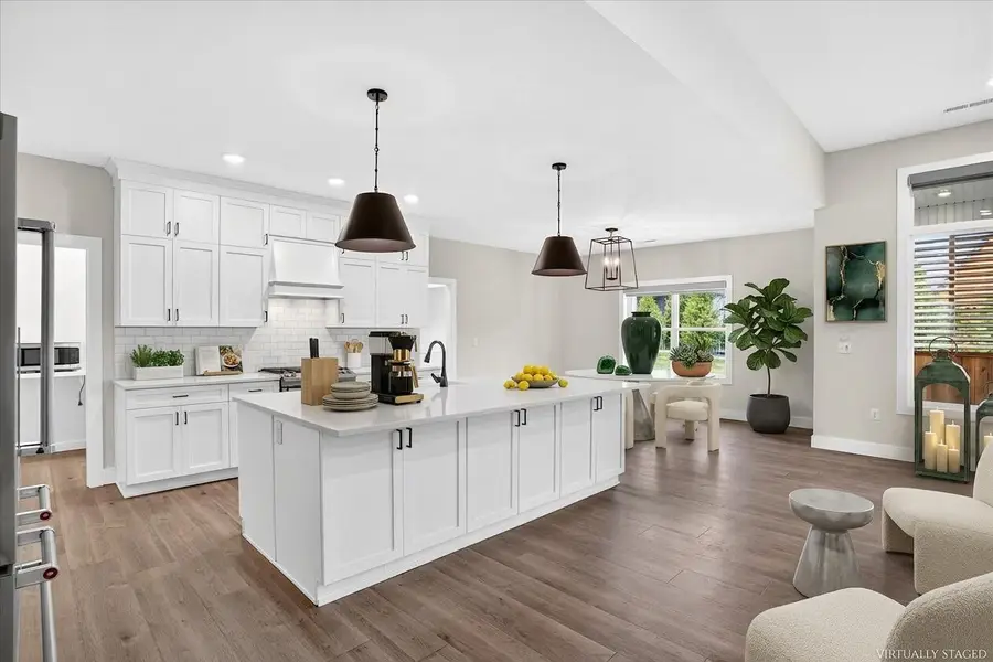 3805 E Hutcheson Avenue, Springfield, MO 65802 - #3