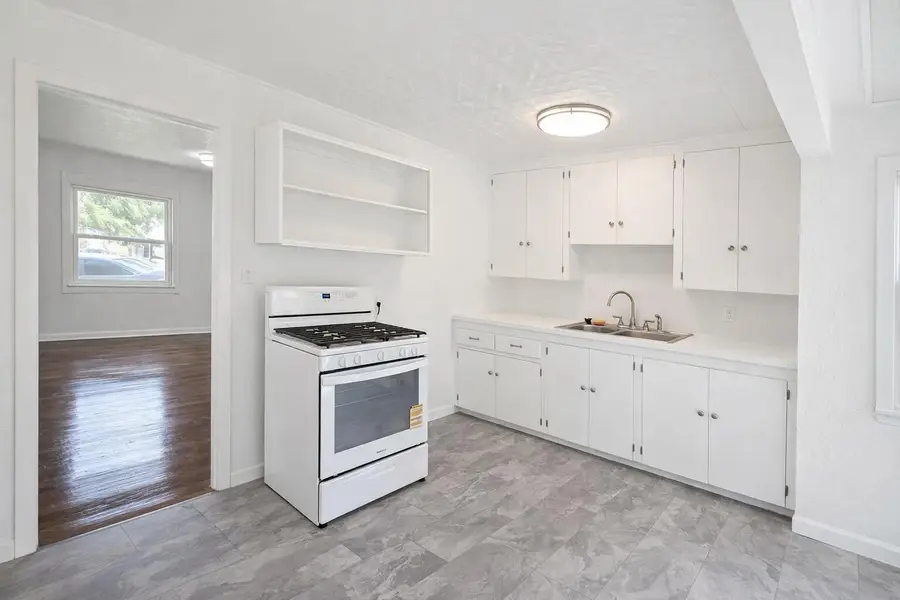 713 G Street Nw, Miami, OK 74354 - #3