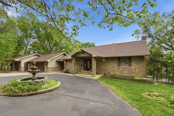 1841 Lake Bluff Drive, Reeds Spring, MO 65737
